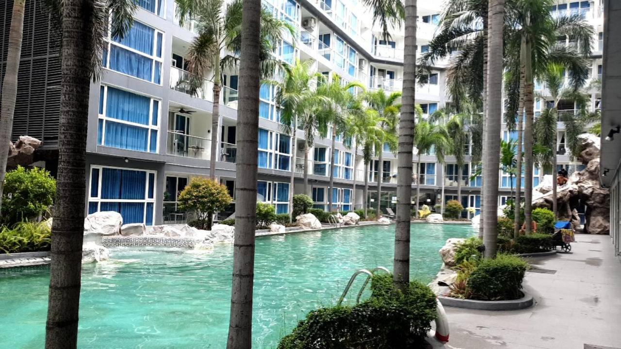 2 Bedrooms Near Pattaya Beach Exterior photo